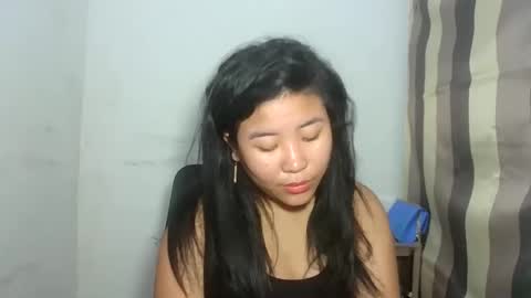 sweet lylia online show from 28, 10, 2025