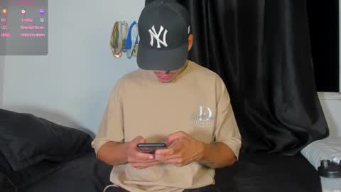 zyon garcia online show from 18, 11, 2025