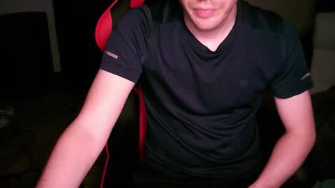 Snapshot of zyriosben chatting on 16, 12, 2025 zyriosben online show from 16, 12, 2025