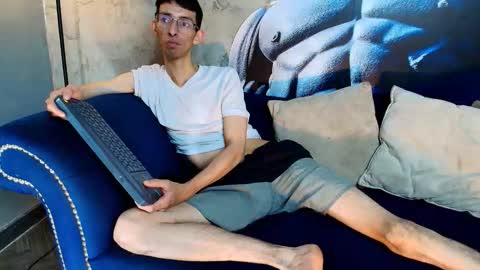 Zyro Nigth online show from 24, 11, 2025