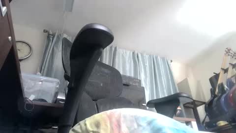 zzzzzbuzz online show from 6, 4, 2026