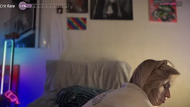 Snapshot of Mannarie_Madsinn chatting on 8, 12, 2024 Mannarie Madsinn online show from 8, 12, 2024