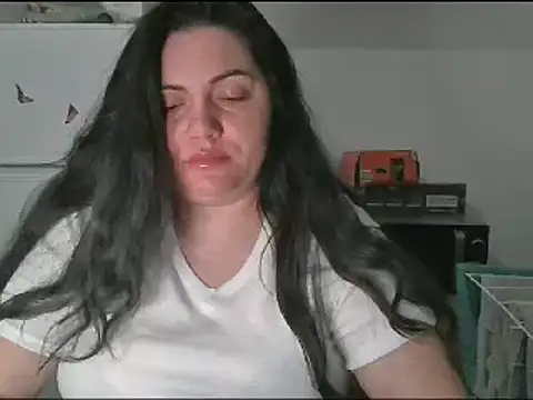 Snapshot of Squirtlady38 chatting on 2, 1, 2025 Squirtlady38 online show from 2, 1, 2025