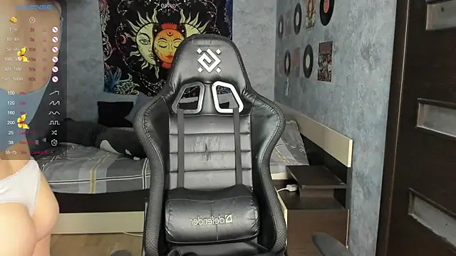 Snapshot of Horny_Nikki_ chatting on 8, 2, 2025 Horny Nikki online show from 8, 2, 2025