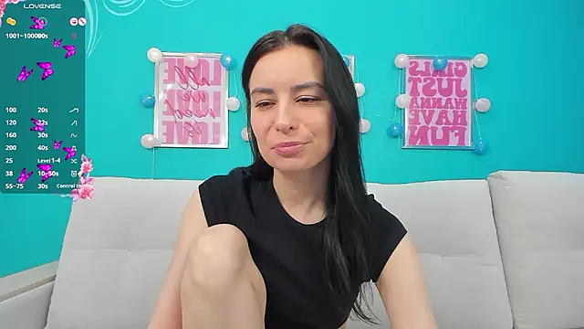 Snapshot of Horny_Nikki_ chatting on 3, 2, 2026 Horny Nikki online show from 3, 2, 2026