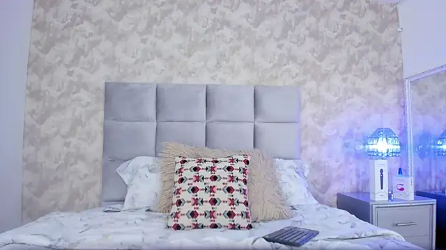 elizabeth coleman online show from 11, 9, 2025