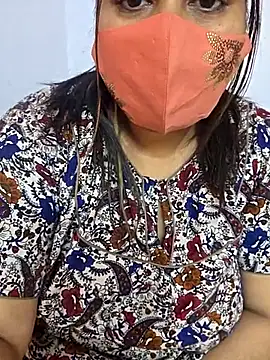 MOM-SUN-COUPLE online show from 18, 3, 2026