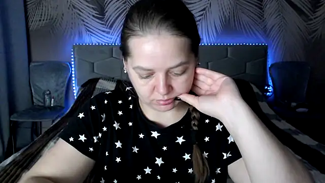 uliastar online show from 27, 10, 2025