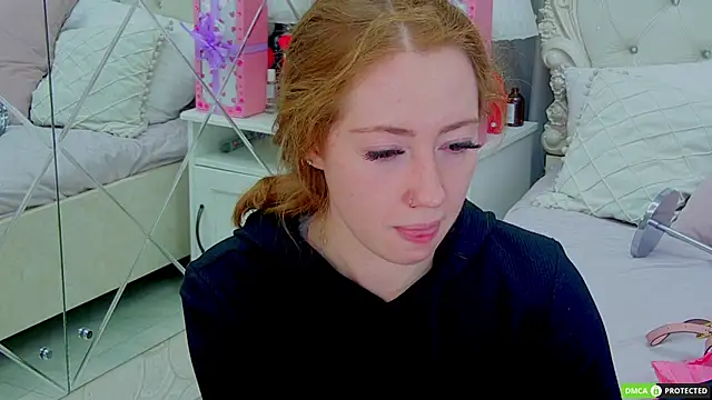 TinaBrook online show from 27, 11, 2025