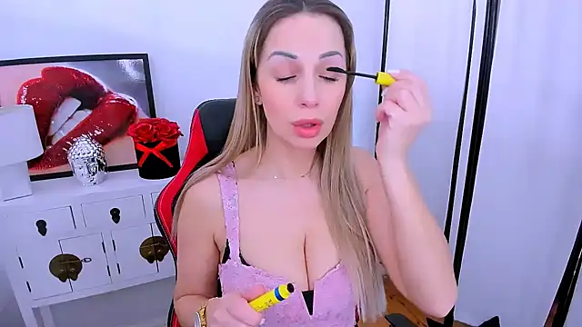 PamelaFlowers online show from 3, 3, 2025