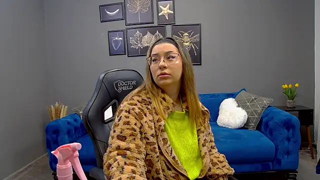 Snapshot of Katewalker_ chatting on 3, 2, 2025 Katewalker online show from 3, 2, 2025