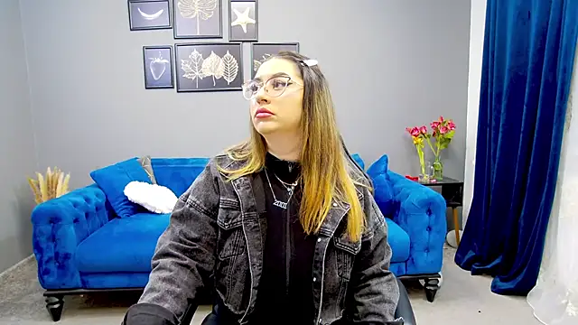 Snapshot of Katewalker_ chatting on 20, 3, 2025 Katewalker online show from 20, 3, 2025