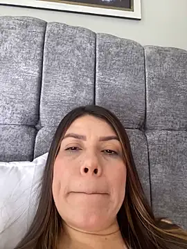 Snapshot of martina_contreras chatting on 4, 11, 2025 martina contreras online show from 4, 11, 2025