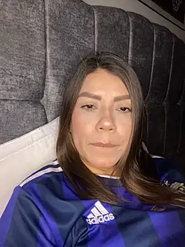 Snapshot of martina_contreras chatting on 28, 11, 2025 martina contreras online show from 28, 11, 2025