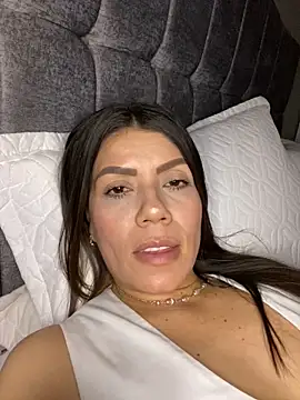 martina contreras online show from 6, 3, 2026