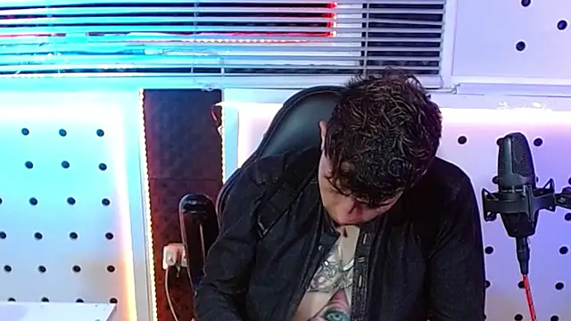 Snapshot of Darko0717 chatting on 19, 9, 2025 Darko0717 online show from 19, 9, 2025