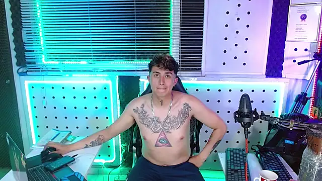 Snapshot of Darko0717 chatting on 25, 9, 2025 Darko0717 online show from 25, 9, 2025