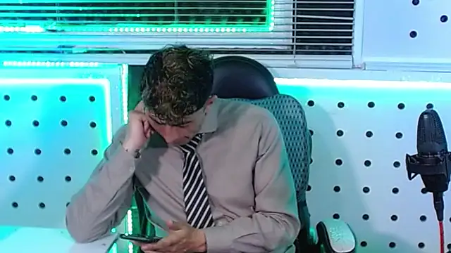 Snapshot of Darko0717 chatting on 26, 9, 2025 Darko0717 online show from 26, 9, 2025