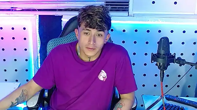 Snapshot of Darko0717 chatting on 30, 9, 2025 Darko0717 online show from 30, 9, 2025