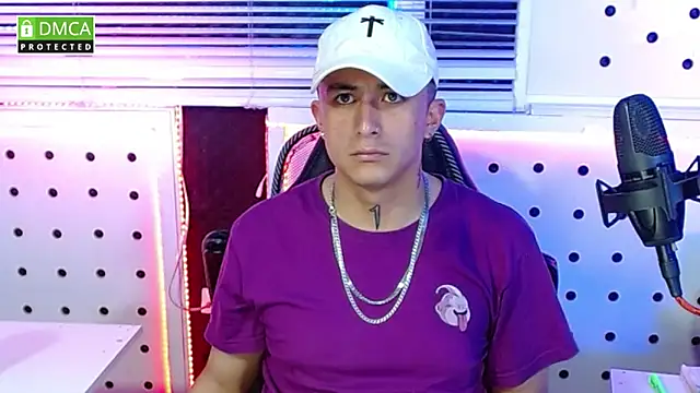 Snapshot of Darko0717 chatting on 22, 10, 2025 Darko0717 online show from 22, 10, 2025