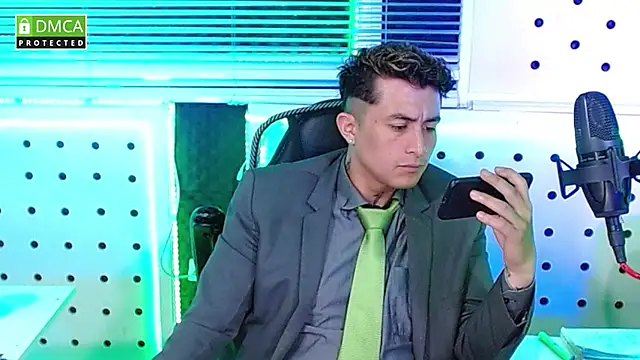 Snapshot of Darko0717 chatting on 22, 10, 2025 Darko0717 online show from 22, 10, 2025