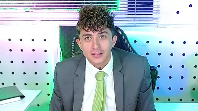 Snapshot of Darko0717 chatting on 31, 10, 2025 Darko0717 online show from 31, 10, 2025