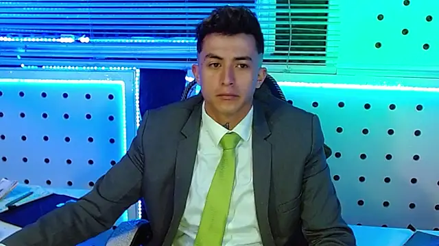 Snapshot of Darko0717 chatting on 2, 12, 2025 Darko0717 online show from 2, 12, 2025