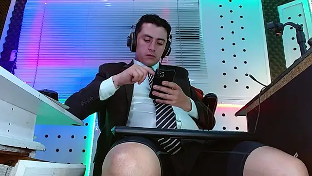 Snapshot of Darko0717 chatting on 18, 5, 2026 Darko0717 online show from 18, 5, 2026