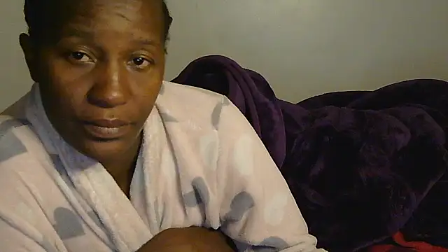 sluttylaura21 online show from 1, 10, 2025