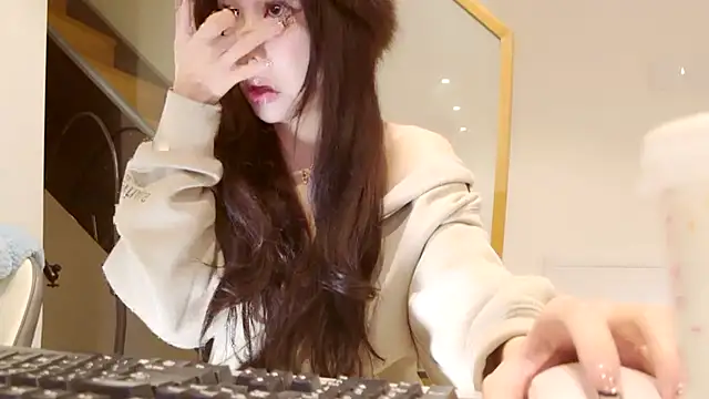 Snapshot of Serena-AU chatting on 15, 1, 2025 Serena-AU online show from 15, 1, 2025