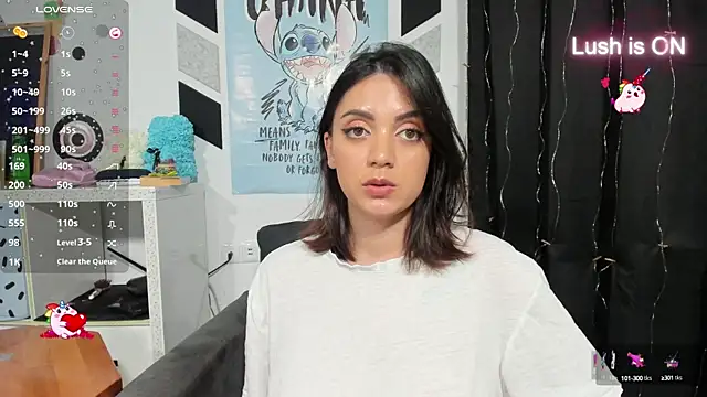 Snapshot of alexysgray chatting on 13, 10, 2025 alexysgray online show from 13, 10, 2025