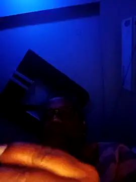 StarPacifist6 online show from 25, 1, 2025