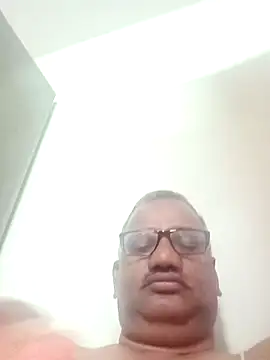 StarPacifist6 online show from 8, 3, 2025