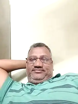 StarPacifist6 online show from 17, 12, 2025