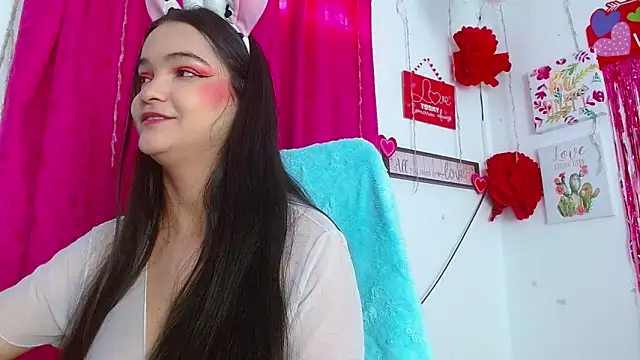 monica little23 online show from 7, 2, 2026