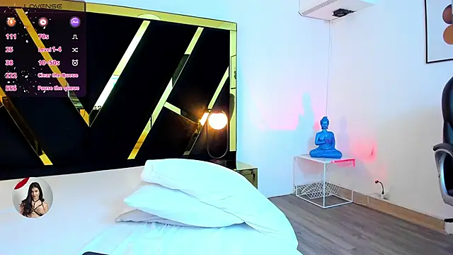 emilybae  online show from 24, 12, 2024