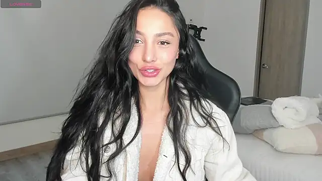 Snapshot of EvaMoet chatting on 7, 3, 2025 EvaMoet online show from 7, 3, 2025