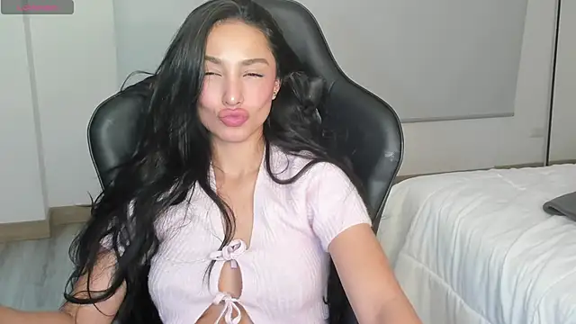 Snapshot of EvaMoet chatting on 16, 3, 2025 EvaMoet online show from 16, 3, 2025