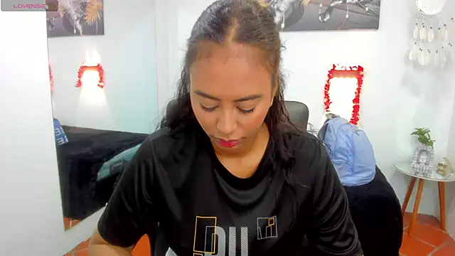 Snapshot of tracycum chatting on 25, 2, 2025 tracycum online show from 25, 2, 2025