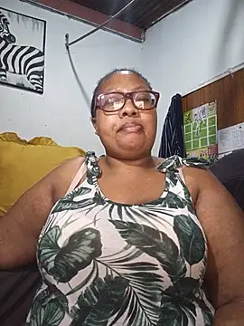 Snapshot of YELLOW_BONE chatting on 20, 7, 2026 YELLOW BONE online show from 20, 7, 2026
