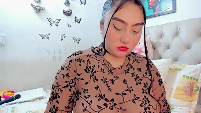 NayaWayne online show from 9, 7, 2026