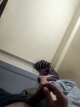 Snapshot of rajstrip12650 chatting on 27, 10, 2025 rajstrip12650 online show from 27, 10, 2025