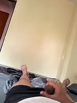 Snapshot of rajstrip12650 chatting on 21, 11, 2025 rajstrip12650 online show from 21, 11, 2025