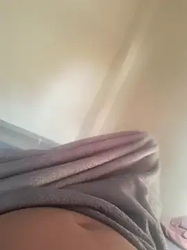 Snapshot of rajstrip12650 chatting on 14, 12, 2025 rajstrip12650 online show from 14, 12, 2025