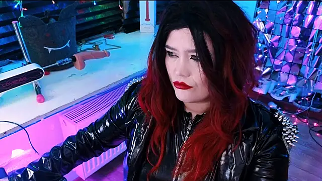 wickedxqueen online show from 18, 2, 2025