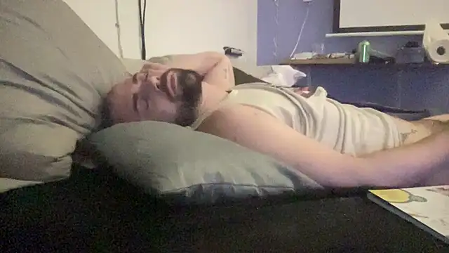 Snapshot of Fr4nk1eFFuxxx chatting on 12, 9, 2025 Fr4nk1eFFuxxx online show from 12, 9, 2025