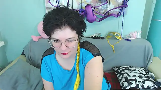 EverlyRays online show from 10, 12, 2024