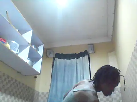 Snapshot of Smillie_prety chatting on 1, 11, 2025 Smillie prety online show from 1, 11, 2025