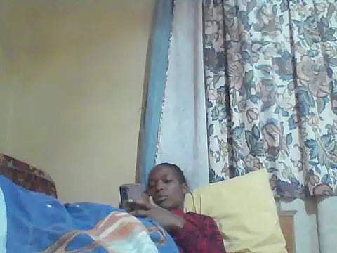 Snapshot of Smillie_prety chatting on 14, 6, 2026 Smillie prety online show from 14, 6, 2026