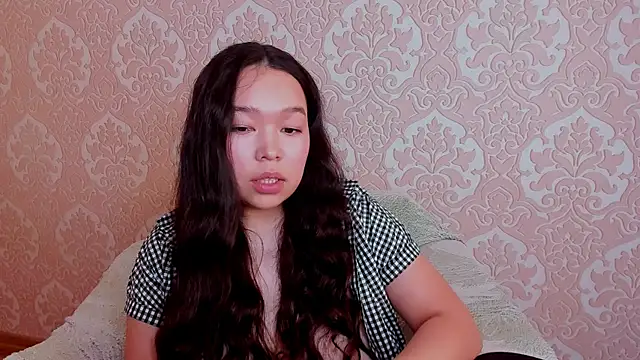 Kris top Lee online show from 14, 4, 2026